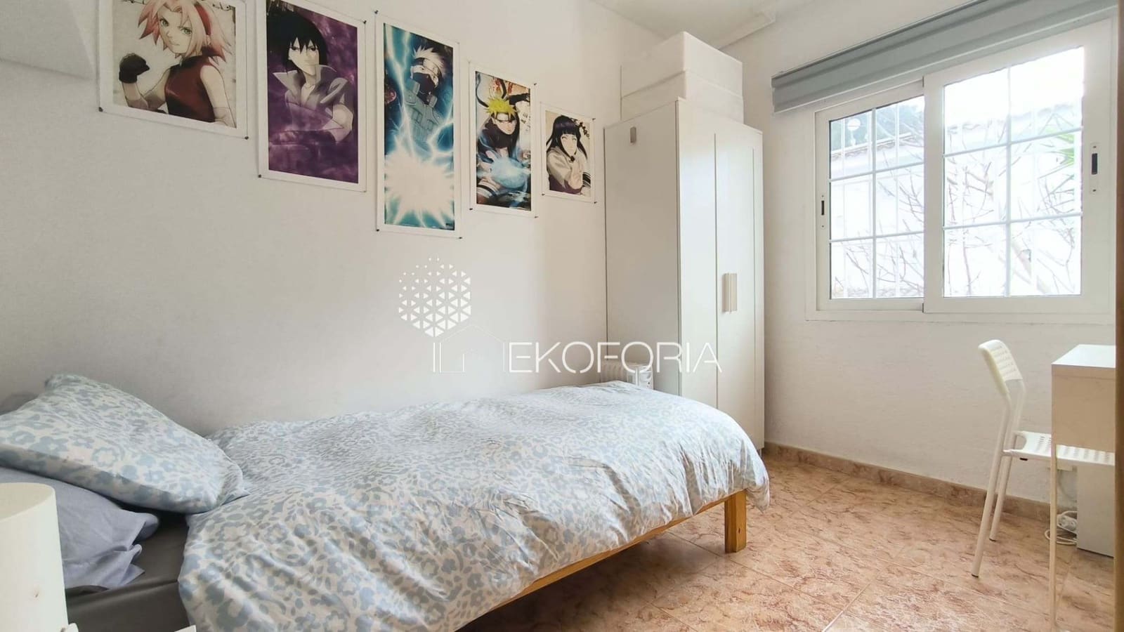 5 sypialnia Willa do wynajęcia w Chiva z basenem garażem - 2 000 € (Ref: 9658363)