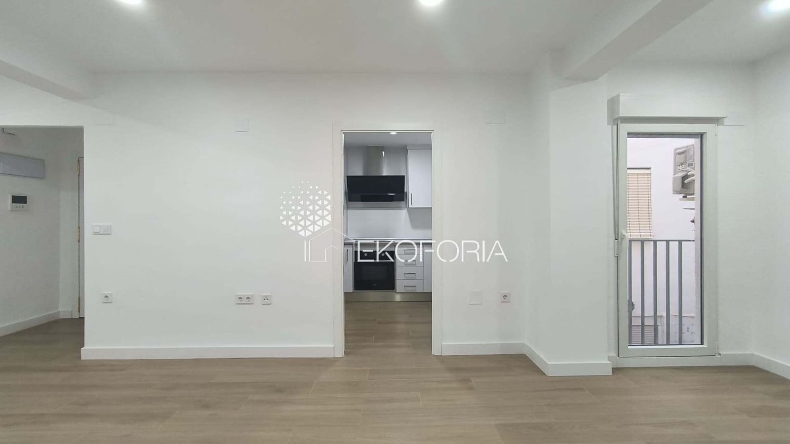 Piso de 3 habitaciones en Paterna en venta - 245.000 € (Ref: 9658365)