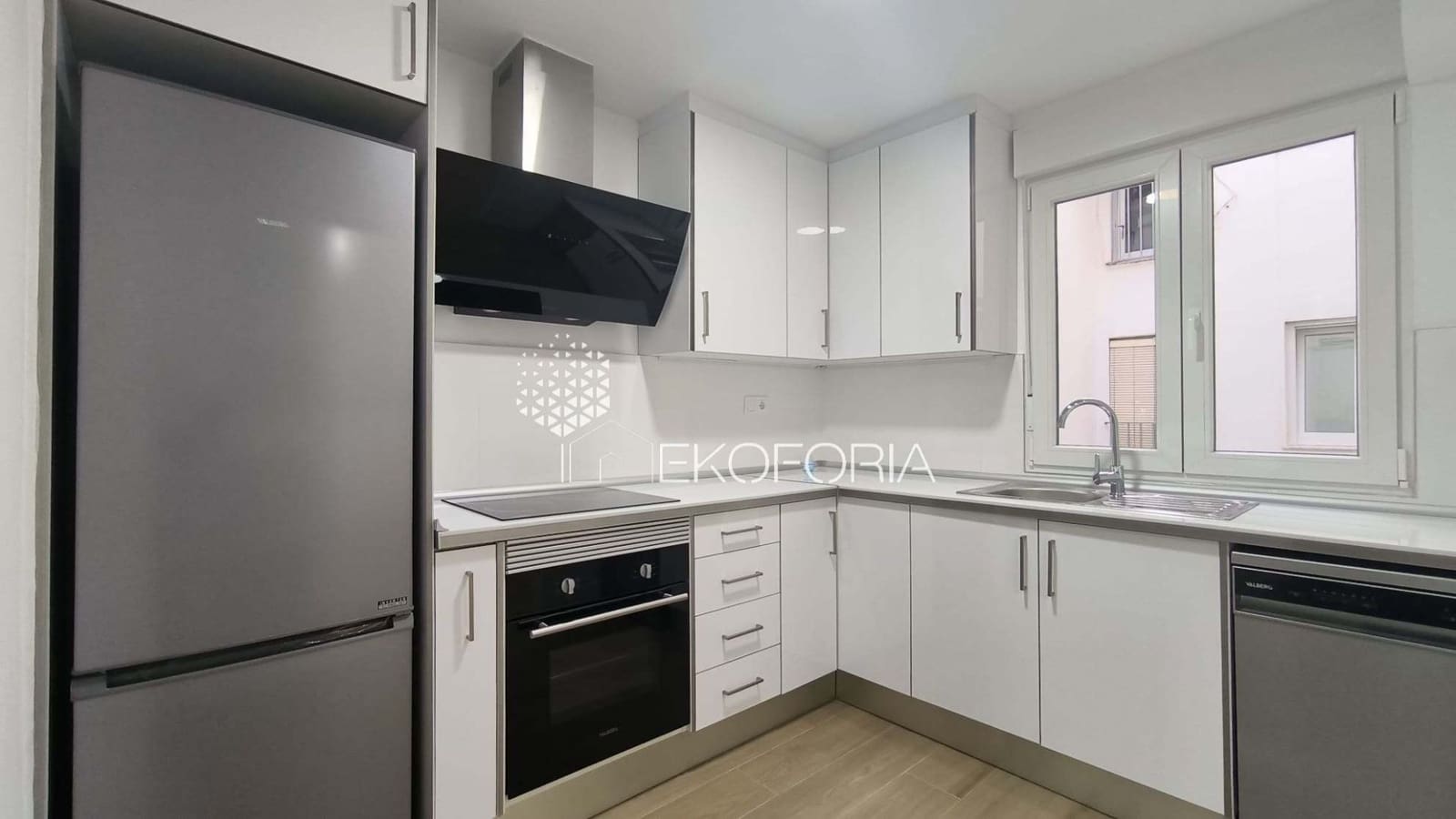 Piso de 3 habitaciones en Paterna en venta - 245.000 € (Ref: 9658365)