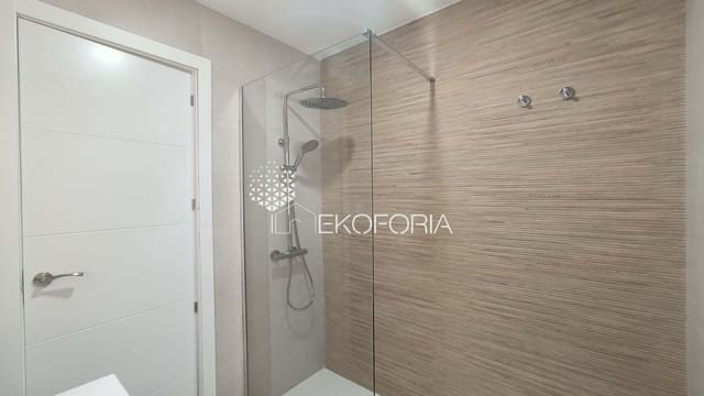 Piso de 3 habitaciones en Paterna en venta - 245.000 € (Ref: 9658365)