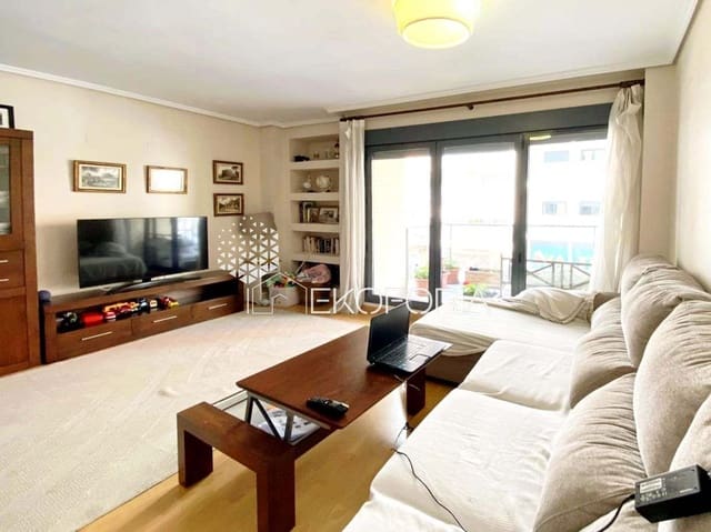 Piso de 3 habitaciones en Paterna en venta con piscina garaje - 360.000 € (Ref: 9665946)