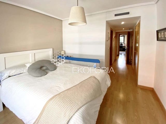 Piso de 3 habitaciones en Paterna en venta con piscina garaje - 360.000 € (Ref: 9665946)