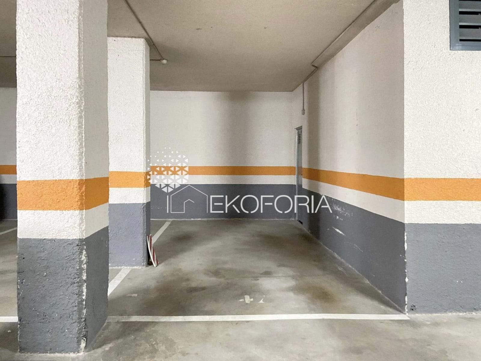 Piso de 3 habitaciones en Paterna en venta con piscina garaje - 360.000 € (Ref: 9665946)