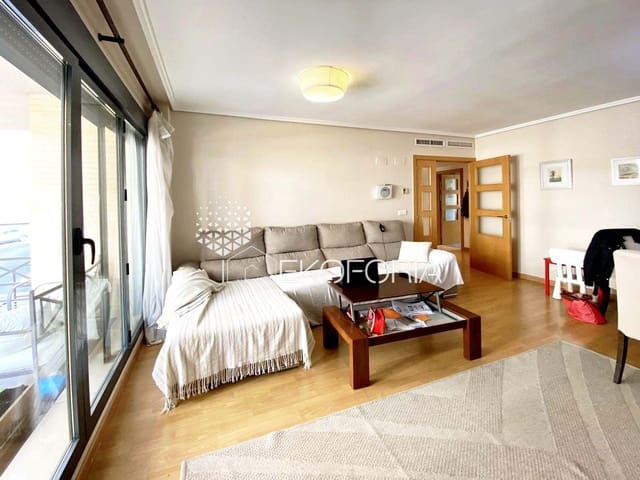 Piso de 3 habitaciones en Paterna en venta con piscina garaje - 360.000 € (Ref: 9665946)