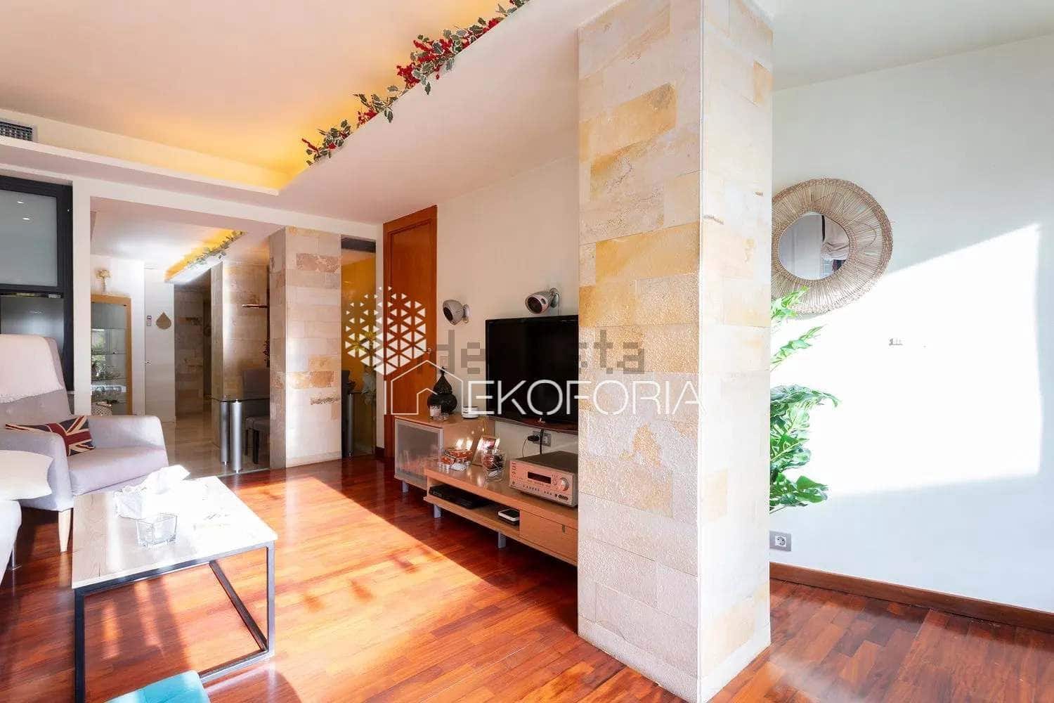 3 sovrum Lägenhet till salu i Valencia stad med pool garage - 365 000 € (Ref: 9665947)