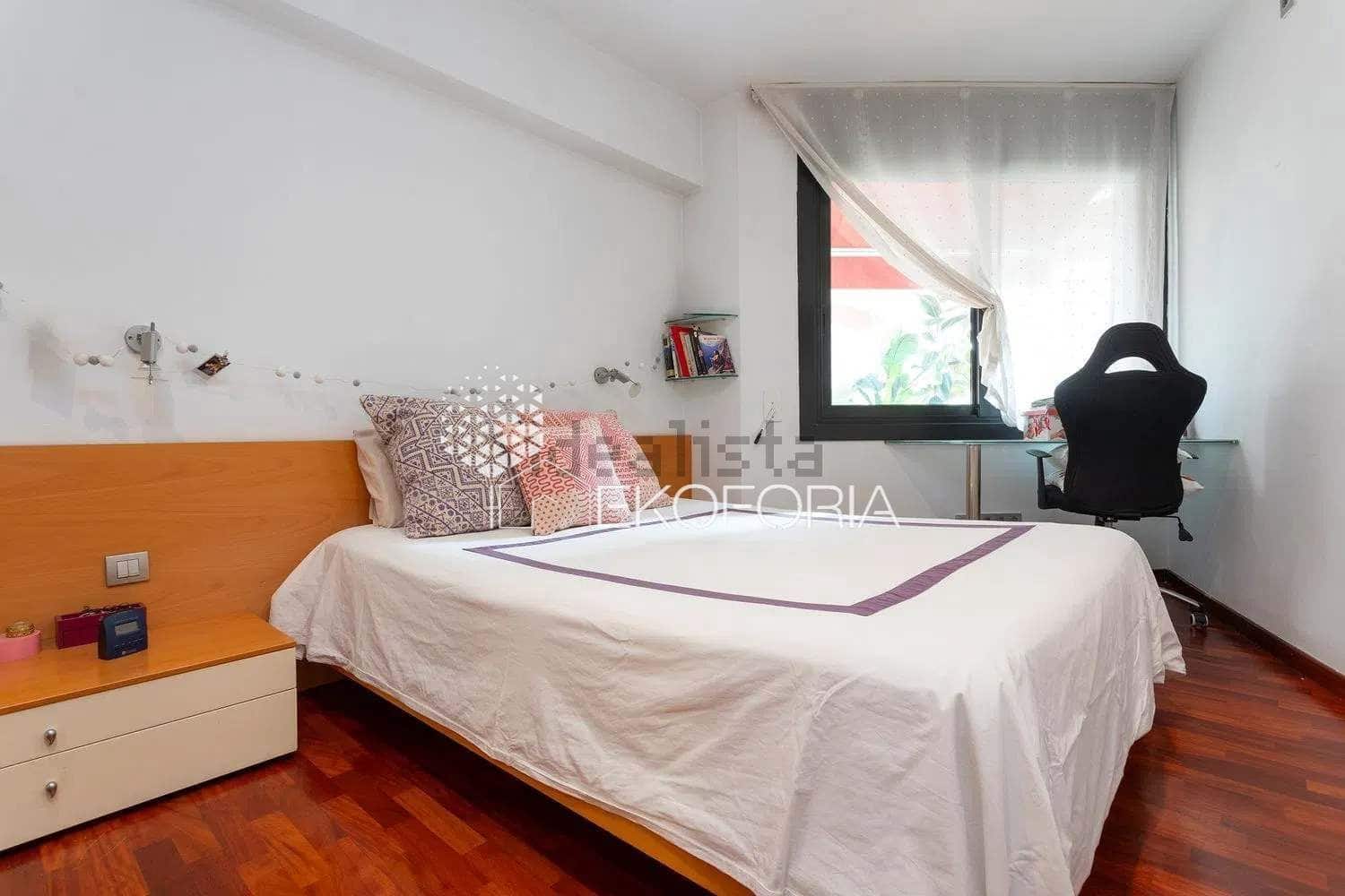 3 sovrum Lägenhet till salu i Valencia stad med pool garage - 365 000 € (Ref: 9665947)