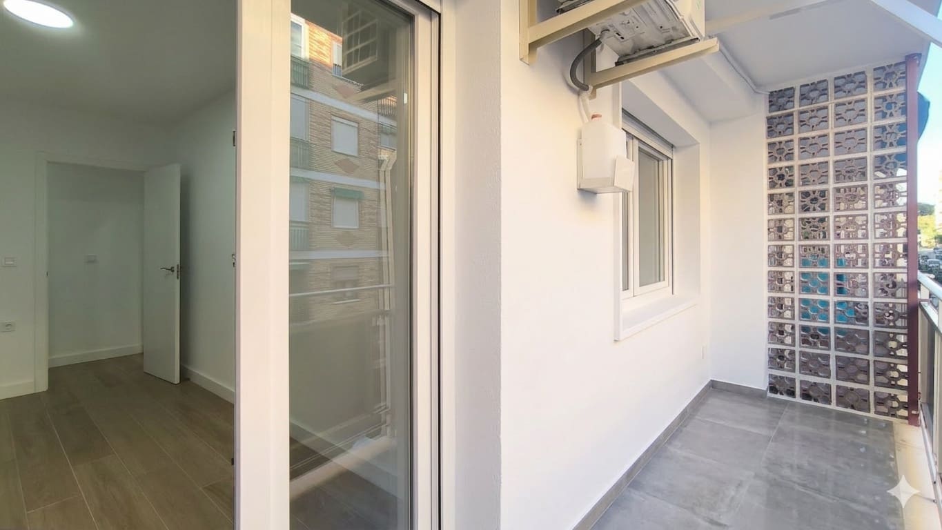 3 slaapkamer Flat te koop in Paterna - € 239.500 (Ref: 9686038)