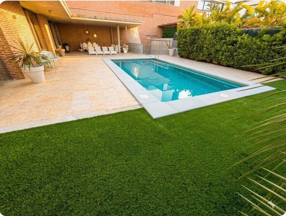 6 quarto Moradia para venda em Betera com piscina garagem - 1 650 000 € (Ref: 9721143)