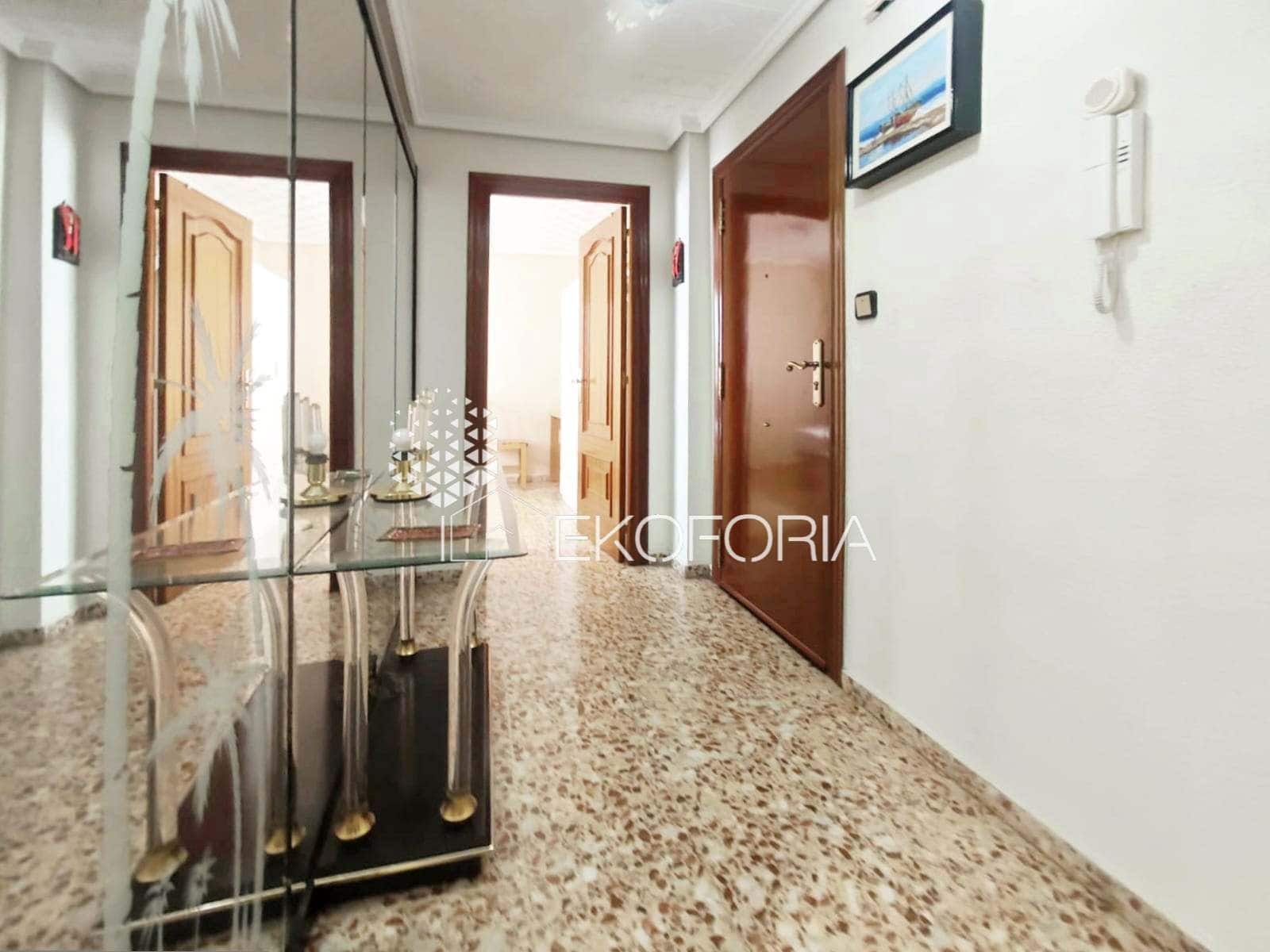 3 bedroom Flat for rent in Torrent - € 950 (Ref: 9728577)