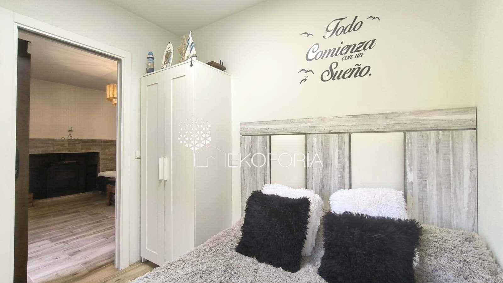 2 soveværelse Villa til salg i Valencia by med swimmingpool garage - € 169.000 (Ref: 9763502)