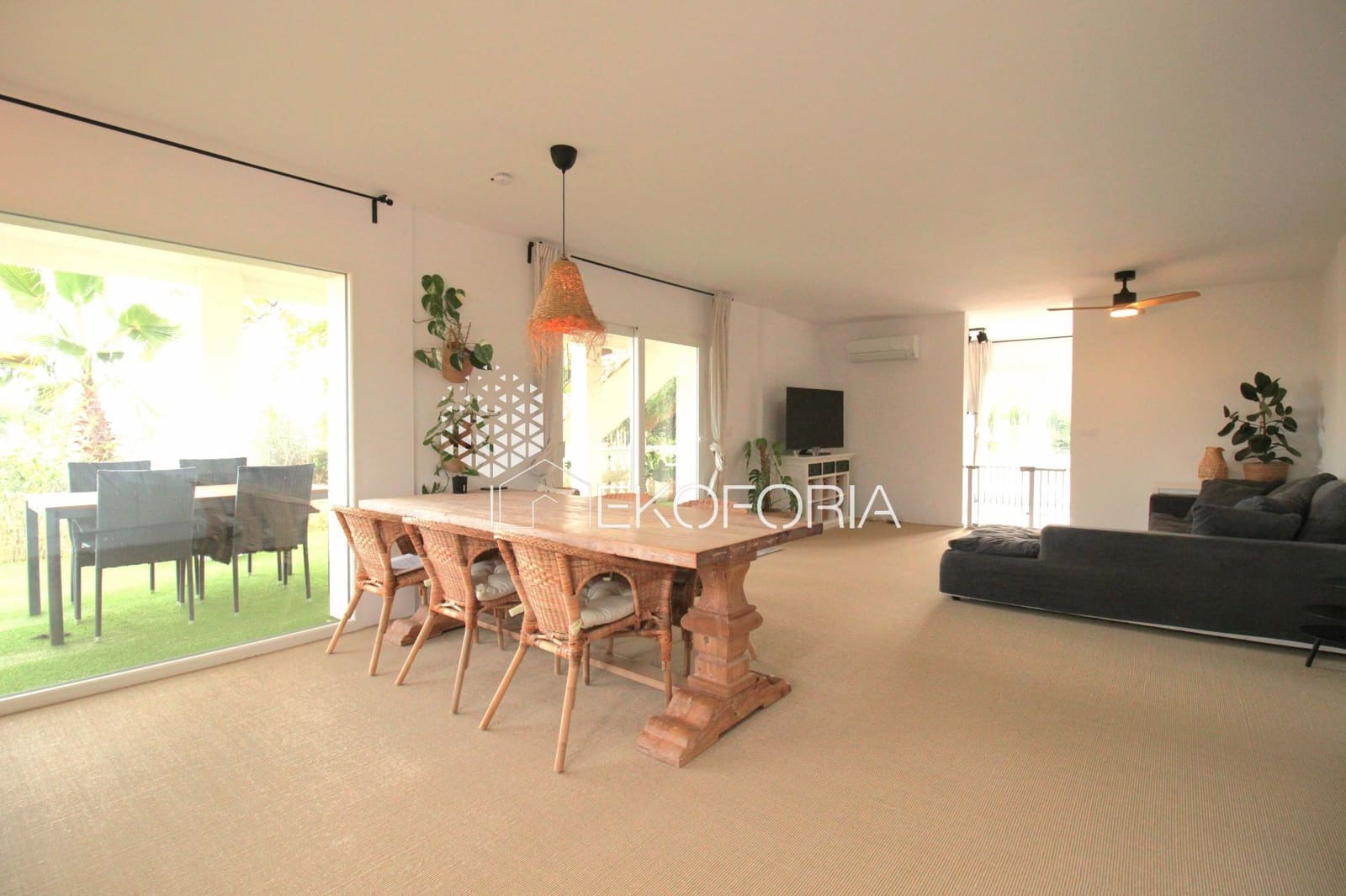 Chalet de 6 habitaciones en Torrent en venta con piscina garaje - 450.000 € (Ref: 9763503)