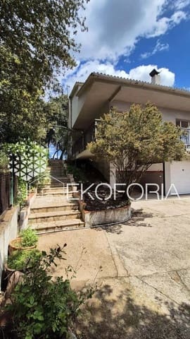 5 slaapkamer Villa te koop in Torrent met garage - € 399.000 (Ref: 9763504)