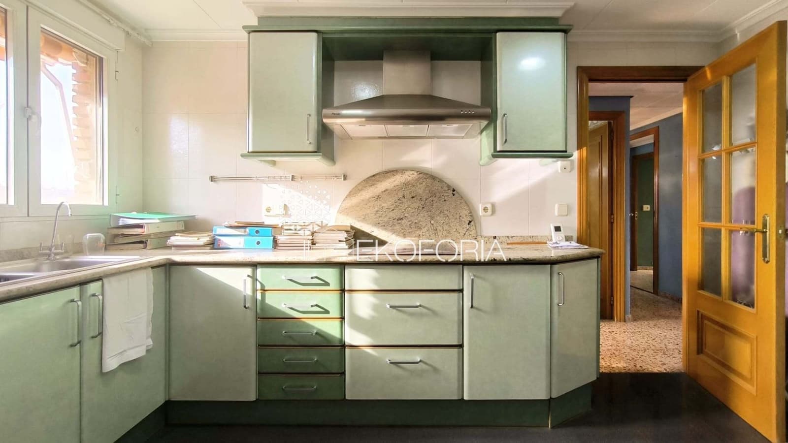 3 makuuhuone Asunto myytävänä paikassa Valencia kaupunki mukana 
autotalli - 360 000 € (Ref: 9796289)