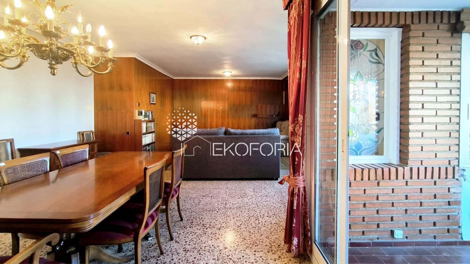 3 makuuhuone Asunto myytävänä paikassa Valencia kaupunki mukana 
autotalli - 360 000 € (Ref: 9796289)