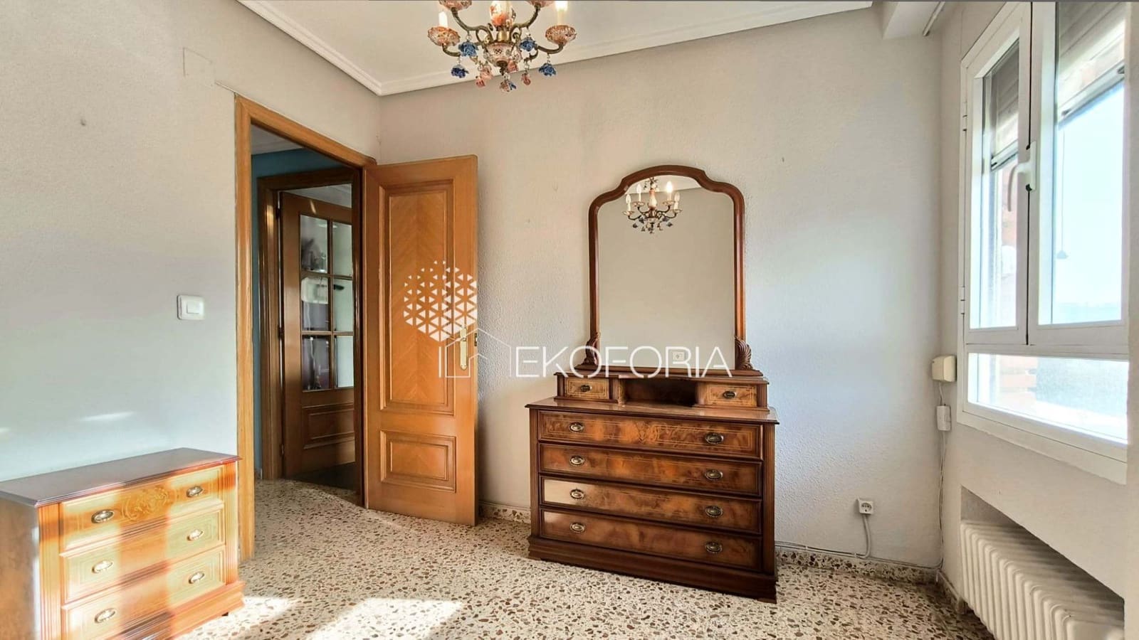 3 makuuhuone Asunto myytävänä paikassa Valencia kaupunki mukana 
autotalli - 360 000 € (Ref: 9796289)