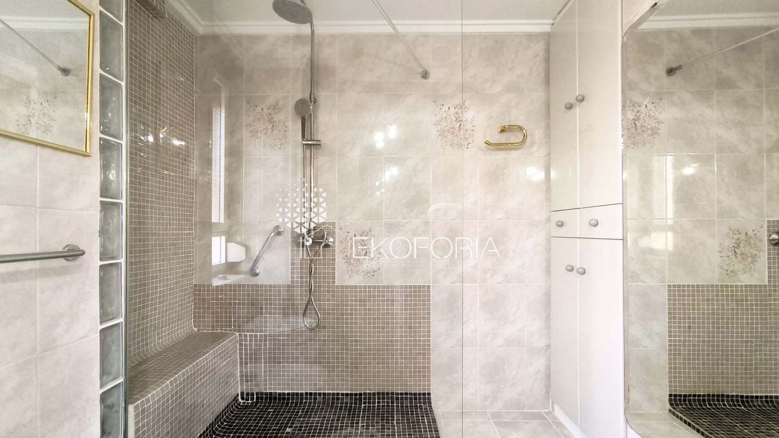 3 makuuhuone Asunto myytävänä paikassa Valencia kaupunki mukana 
autotalli - 360 000 € (Ref: 9796289)