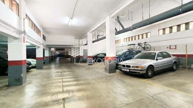 3 makuuhuone Asunto myytävänä paikassa Patraix, Valencia kaupunki mukana 
autotalli - 360 000 € (Ref: 9796289)