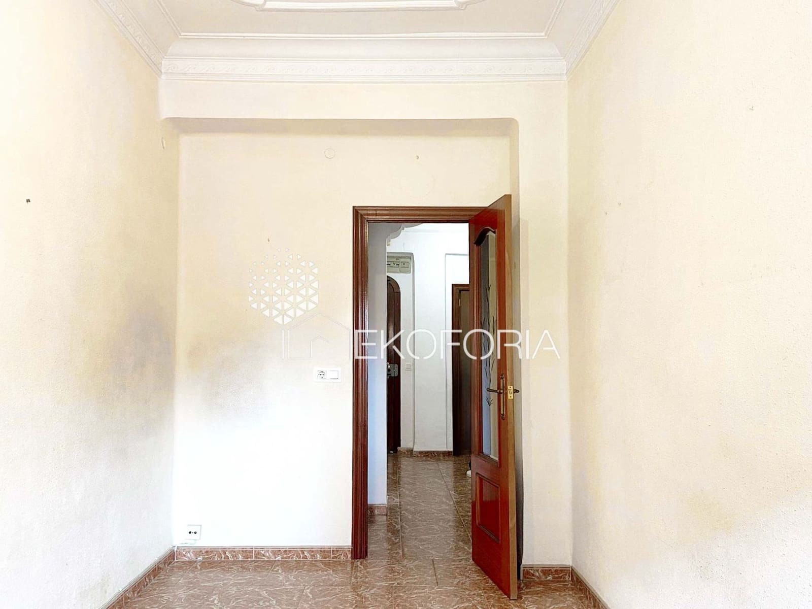 Piso de 4 habitaciones en València ciudad en venta - 387.000 € (Ref: 9798682)