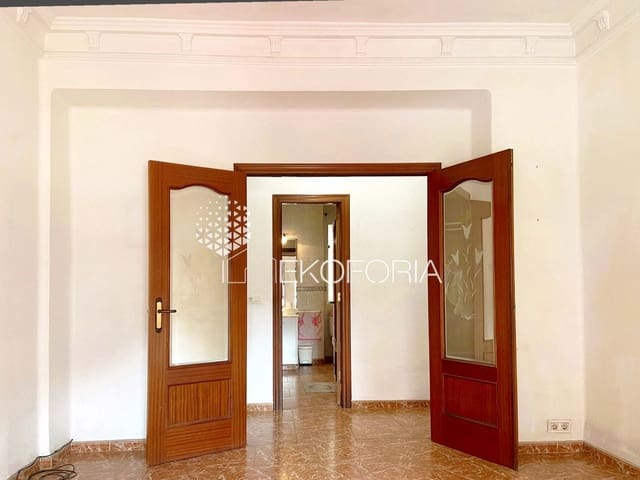 Piso de 4 habitaciones en Mestalla, València ciudad en venta - 387.000 € (Ref: 9798682)