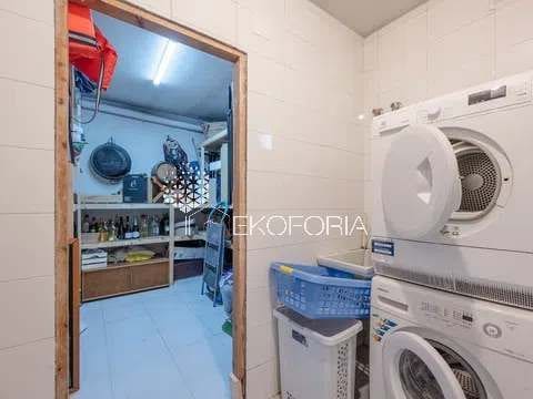 Pareado de 4 habitaciones en Rocafort en venta con piscina garaje - 600.000 € (Ref: 9828278)