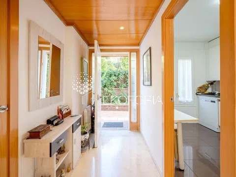 Pareado de 4 habitaciones en Rocafort en venta con piscina garaje - 600.000 € (Ref: 9828278)