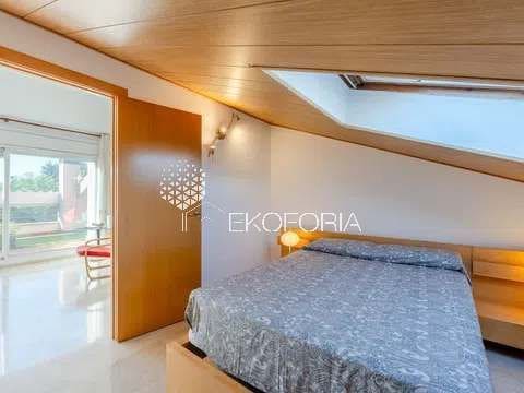 Pareado de 4 habitaciones en Rocafort en venta con piscina garaje - 600.000 € (Ref: 9828278)