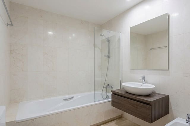 Pareado de 4 habitaciones en Rocafort en venta con piscina garaje - 600.000 € (Ref: 9828278)