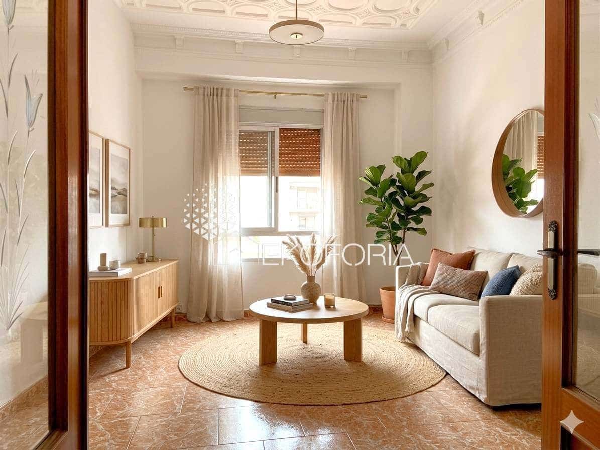 4 Zimmer Wohnung zu verkaufen in Valencia Stadt - 387.000 € (Ref: 9835210)