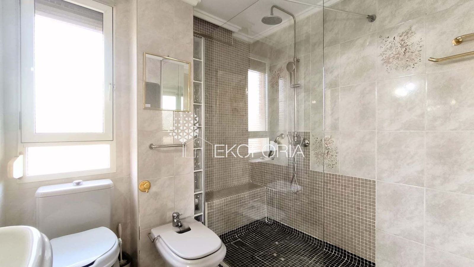 3 Zimmer Wohnung zu verkaufen in Valencia Stadt mit Garage - 340.000 € (Ref: 9835212)