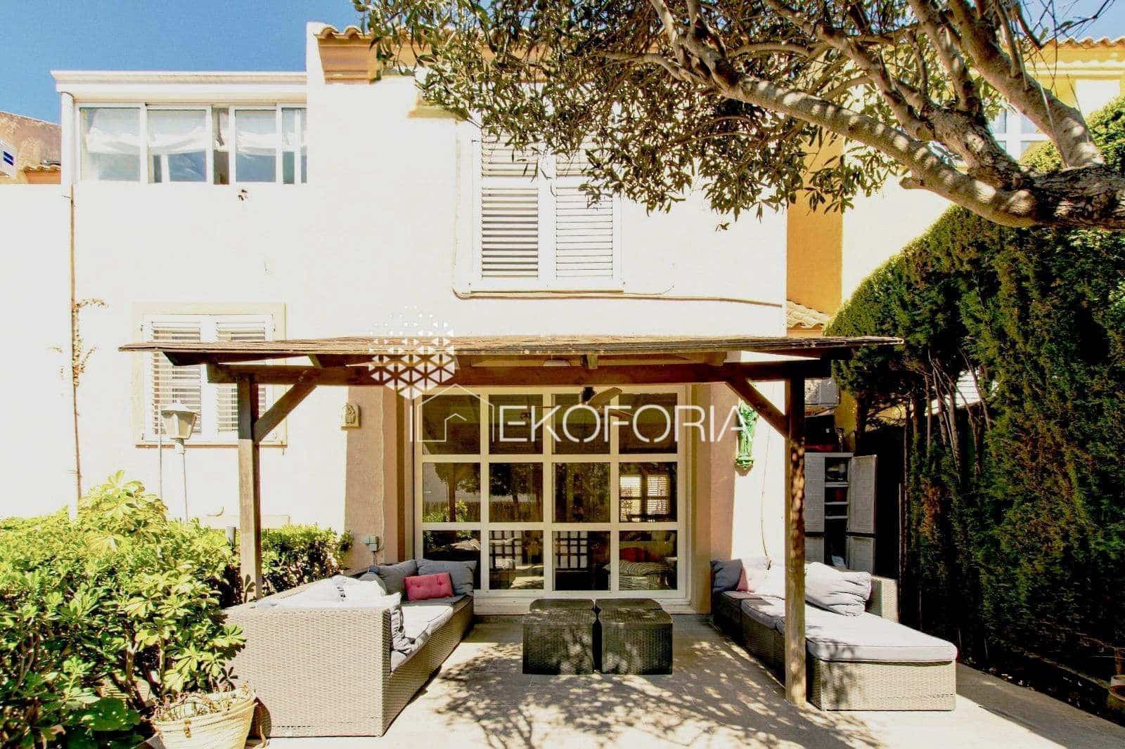Pareado de 5 habitaciones en Rocafort en venta con garaje - 600.000 € (Ref: 9838910)