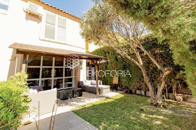 Pareado de 5 habitaciones en Rocafort en venta con garaje - 600.000 € (Ref: 9838910)