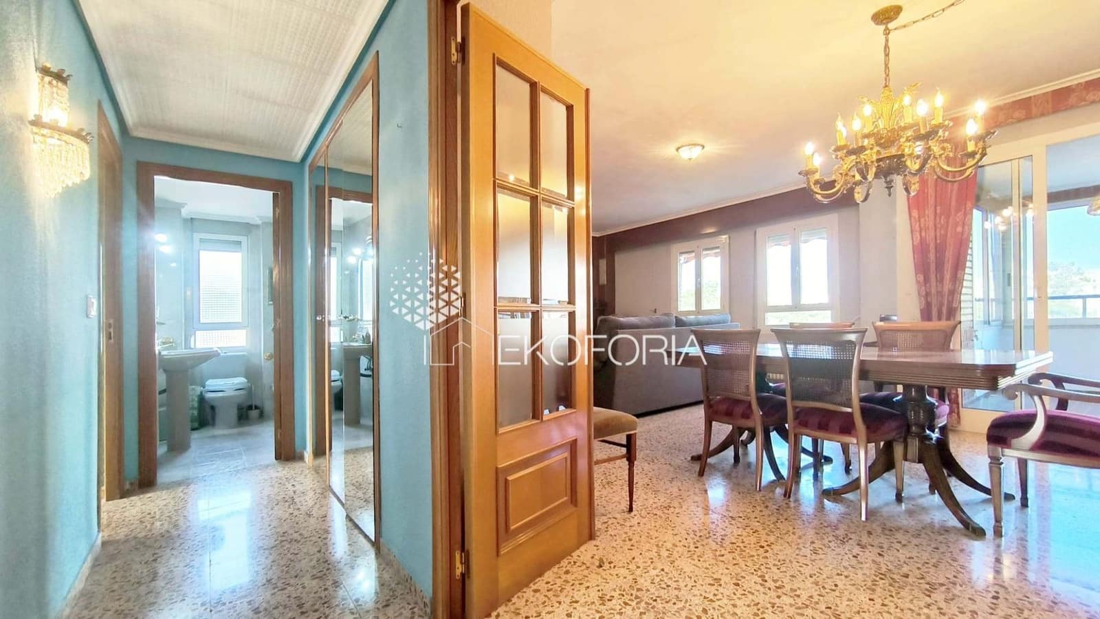 3 slaapkamer Flat te koop in Valencia stad met garage - € 340.000 (Ref: 9854930)