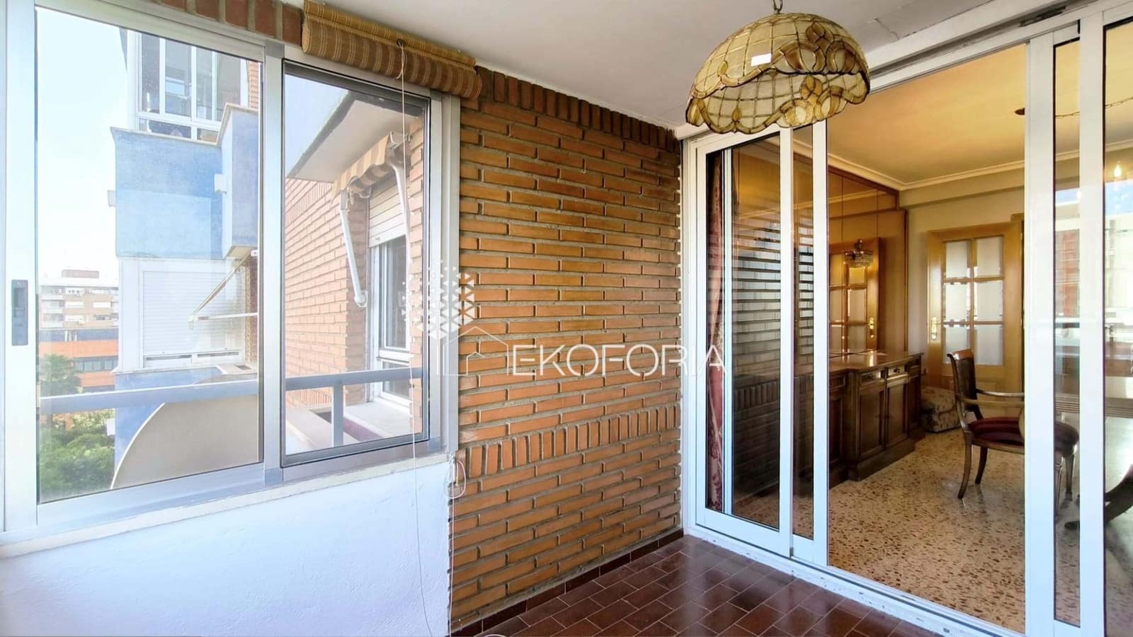 3 slaapkamer Flat te koop in Valencia stad met garage - € 340.000 (Ref: 9854930)
