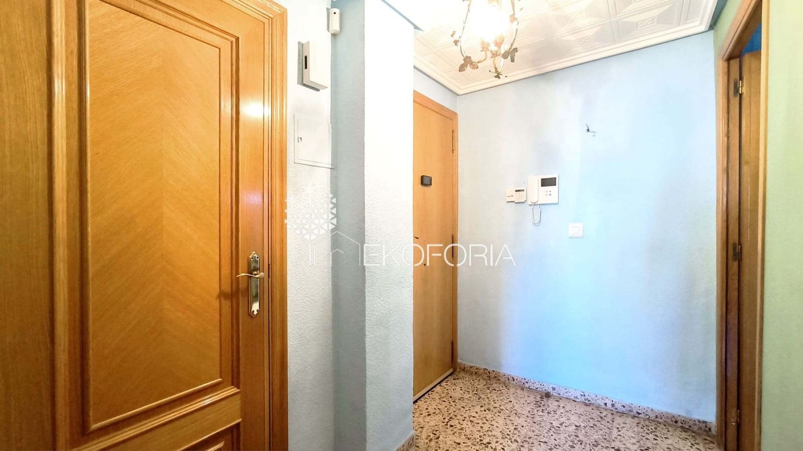 3 slaapkamer Flat te koop in Valencia stad met garage - € 340.000 (Ref: 9854930)