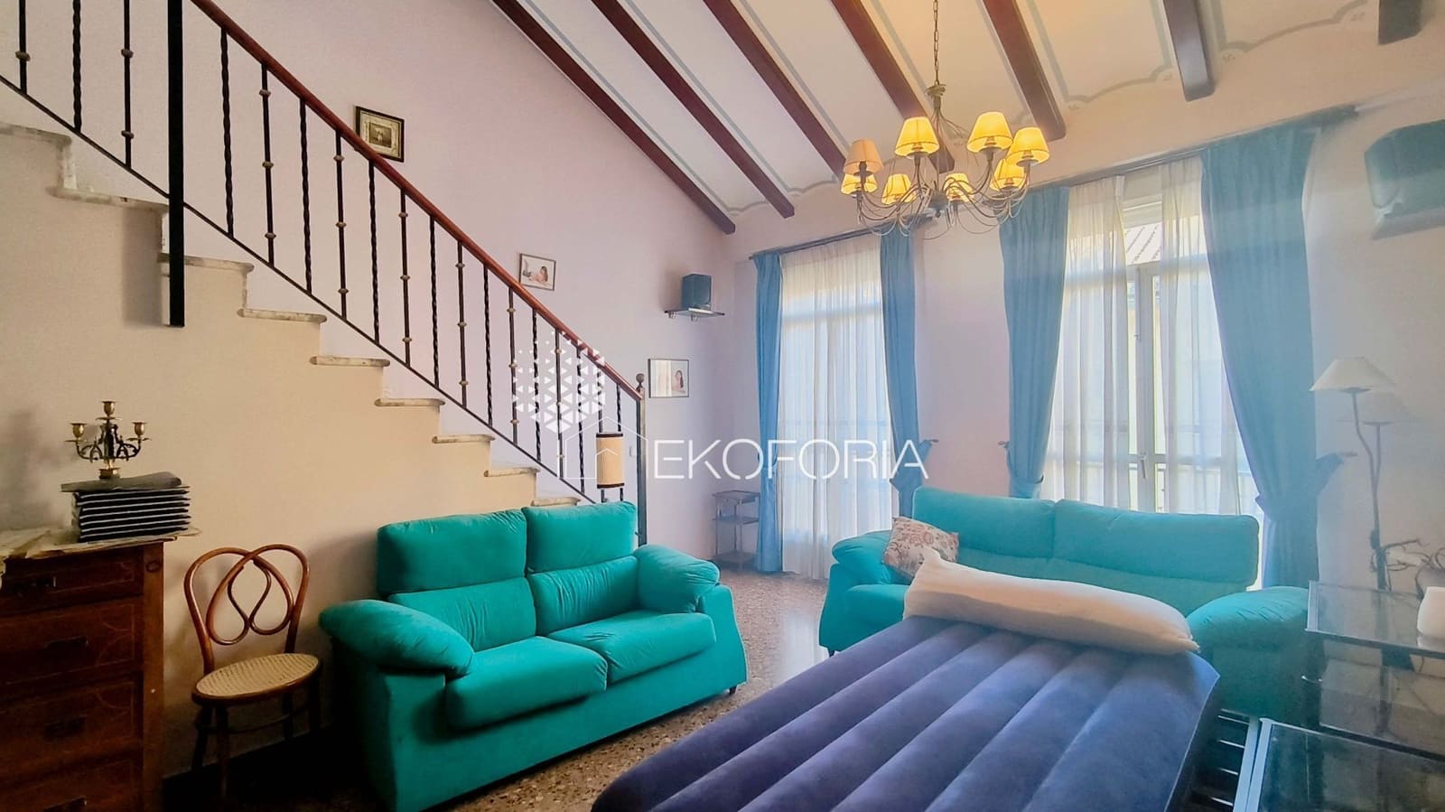6 bedroom Townhouse for sale in Benifaraig with garage - € 498,000 (Ref: 9884024)