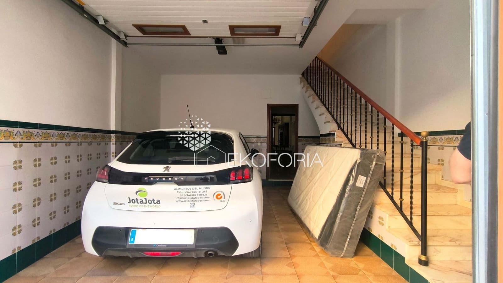 6 bedroom Townhouse for sale in Benifaraig with garage - € 498,000 (Ref: 9884024)