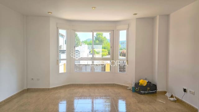3 bedroom Semi-detached Villa for sale in Beneixida with pool garage - € 375,000 (Ref: 9951030)