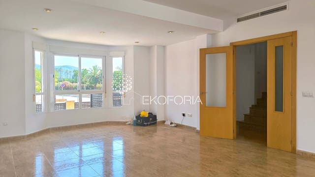 3 bedroom Semi-detached Villa for sale in Beneixida with pool garage - € 375,000 (Ref: 9951030)