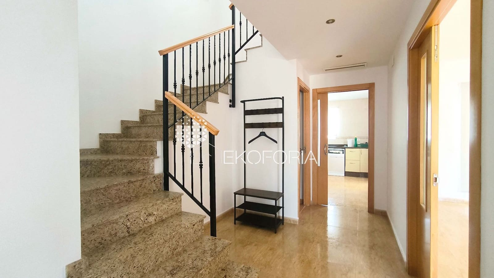 3 soveværelse Semi-Rækkehus til salg i Beneixida med swimmingpool garage - € 375.000 (Ref: 9951030)