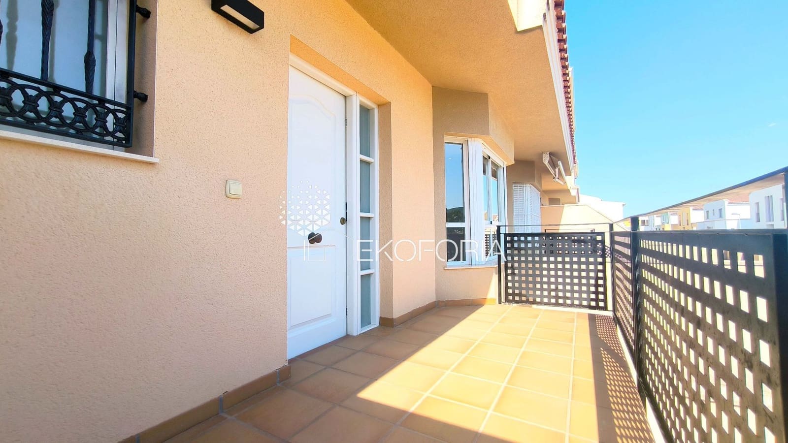 3 soveværelse Semi-Rækkehus til salg i Beneixida med swimmingpool garage - € 375.000 (Ref: 9951030)