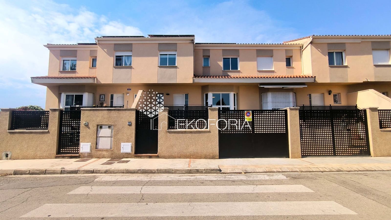 3 soveværelse Semi-Rækkehus til salg i Beneixida med swimmingpool garage - € 375.000 (Ref: 9951030)