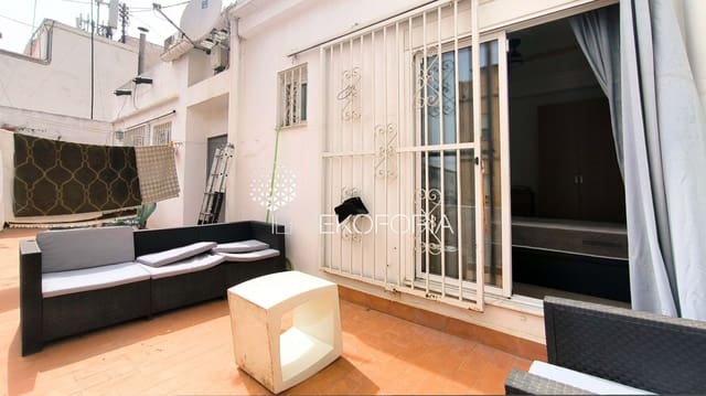 2 quarto Penthouse para arrendar em Valência cidade - 1 250 € (Ref: 9979429)