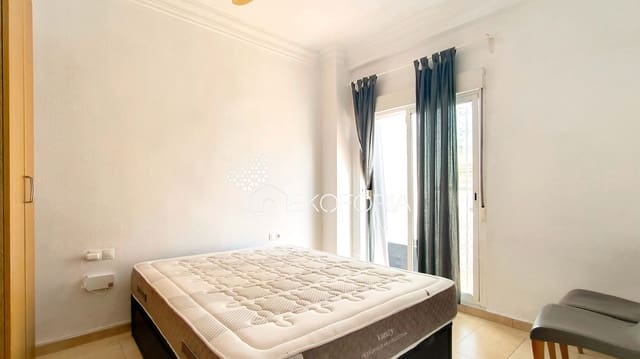 2 quarto Penthouse para arrendar em Valência cidade - 1 250 € (Ref: 9979429)