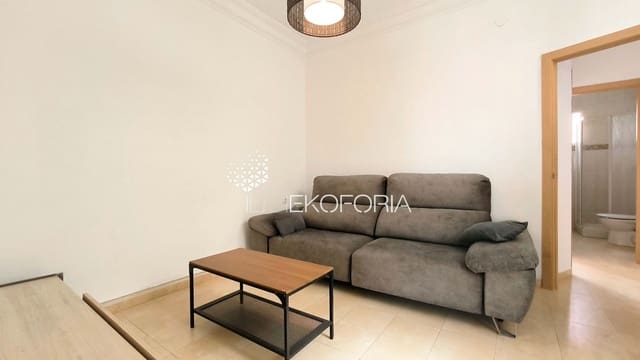 2 quarto Penthouse para arrendar em Valência cidade - 1 250 € (Ref: 9979429)