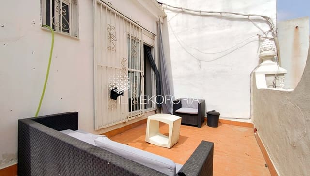 2 quarto Penthouse para arrendar em Valência cidade - 1 250 € (Ref: 9979429)