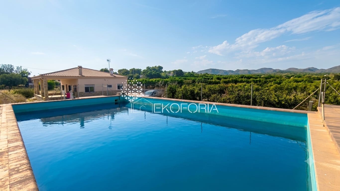 4 slaapkamer Villa te koop in Naquera met zwembad garage - € 295.000 (Ref: 9990215)