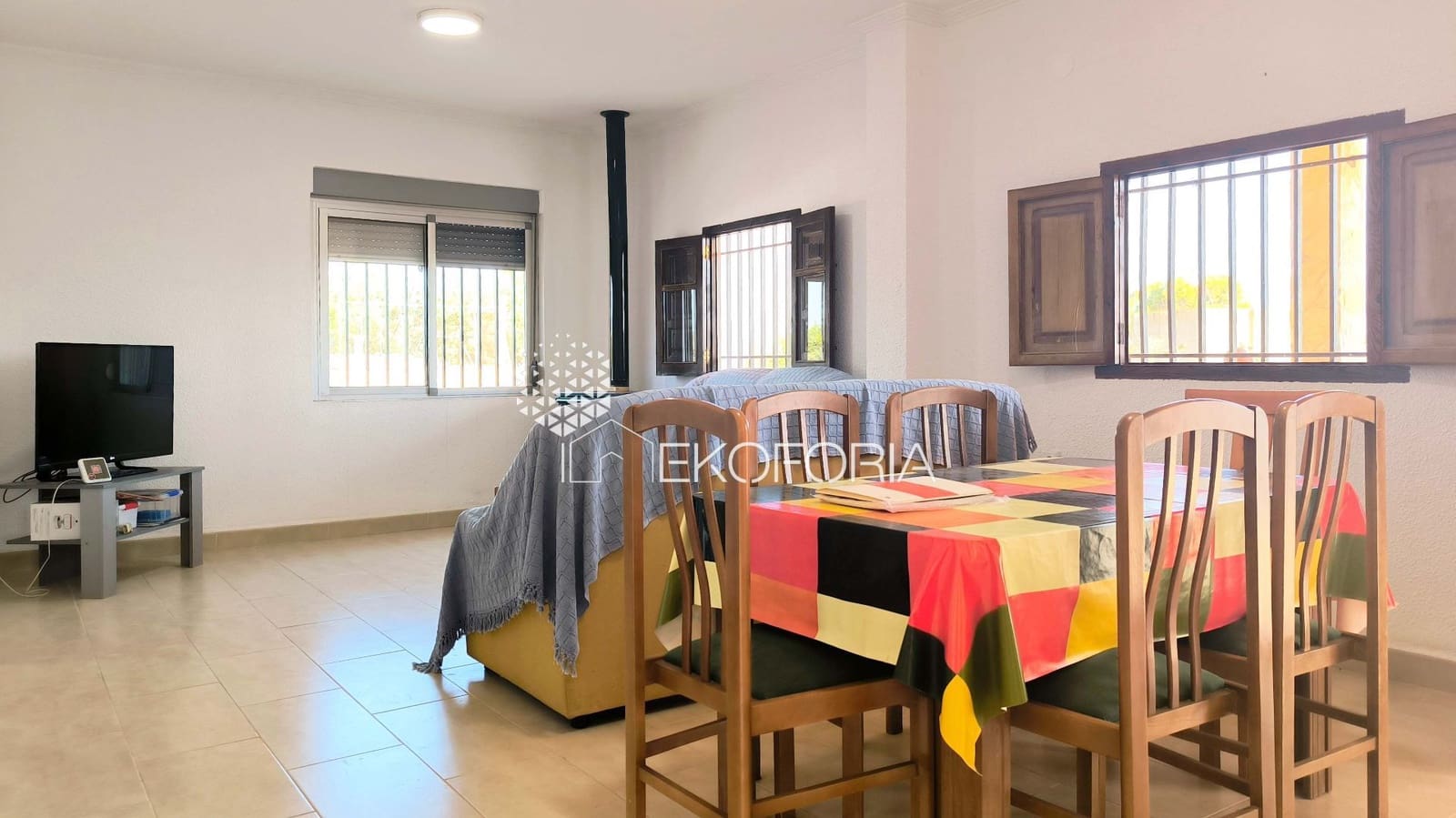 4 slaapkamer Villa te koop in Naquera met zwembad garage - € 295.000 (Ref: 9990215)