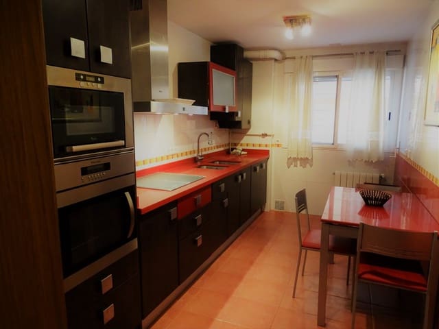 2 slaapkamer Flat te huur in Santiago El Mayor, Murcia stad met garage - € 800 (Ref: 10059203)
