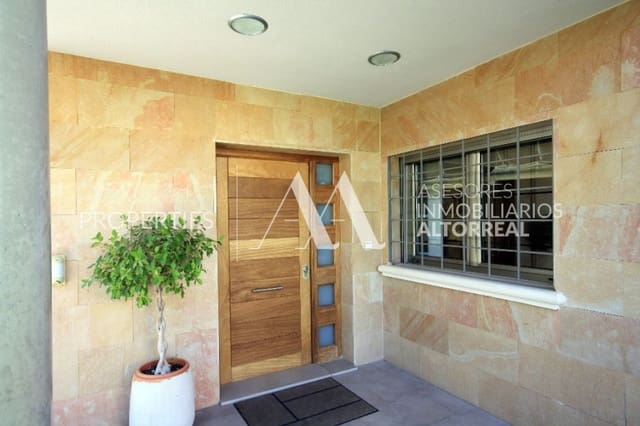 Chalet de 6 habitaciones en Altorreal, Molina de Segura en alquiler con piscina garaje - 1.700 € (Ref: 10086251)