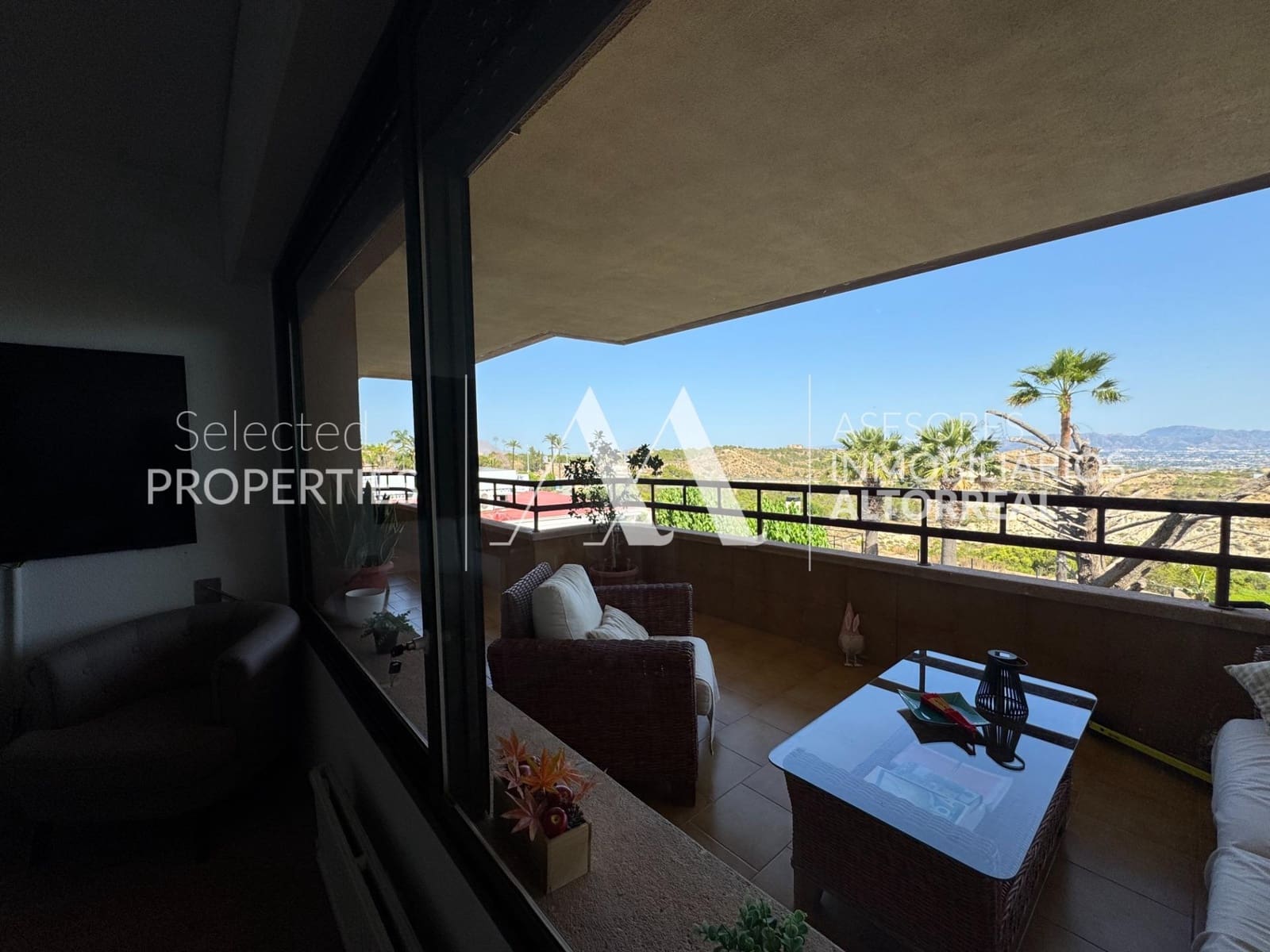 4 Zimmer Penthouse zu vermieten in Altorreal mit Pool Garage - 1.150 € (Ref: 10086253)